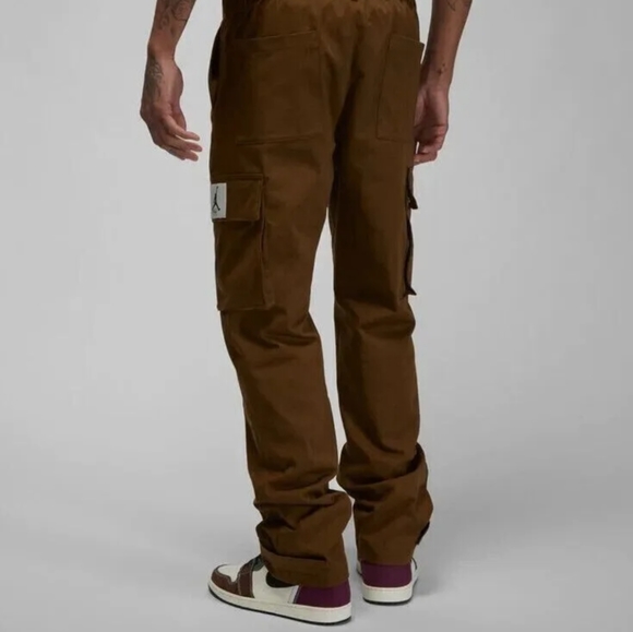 Men's Nike Jordan Essentials Utility Cargo Pants Brown NWT - Picture 4 of 15